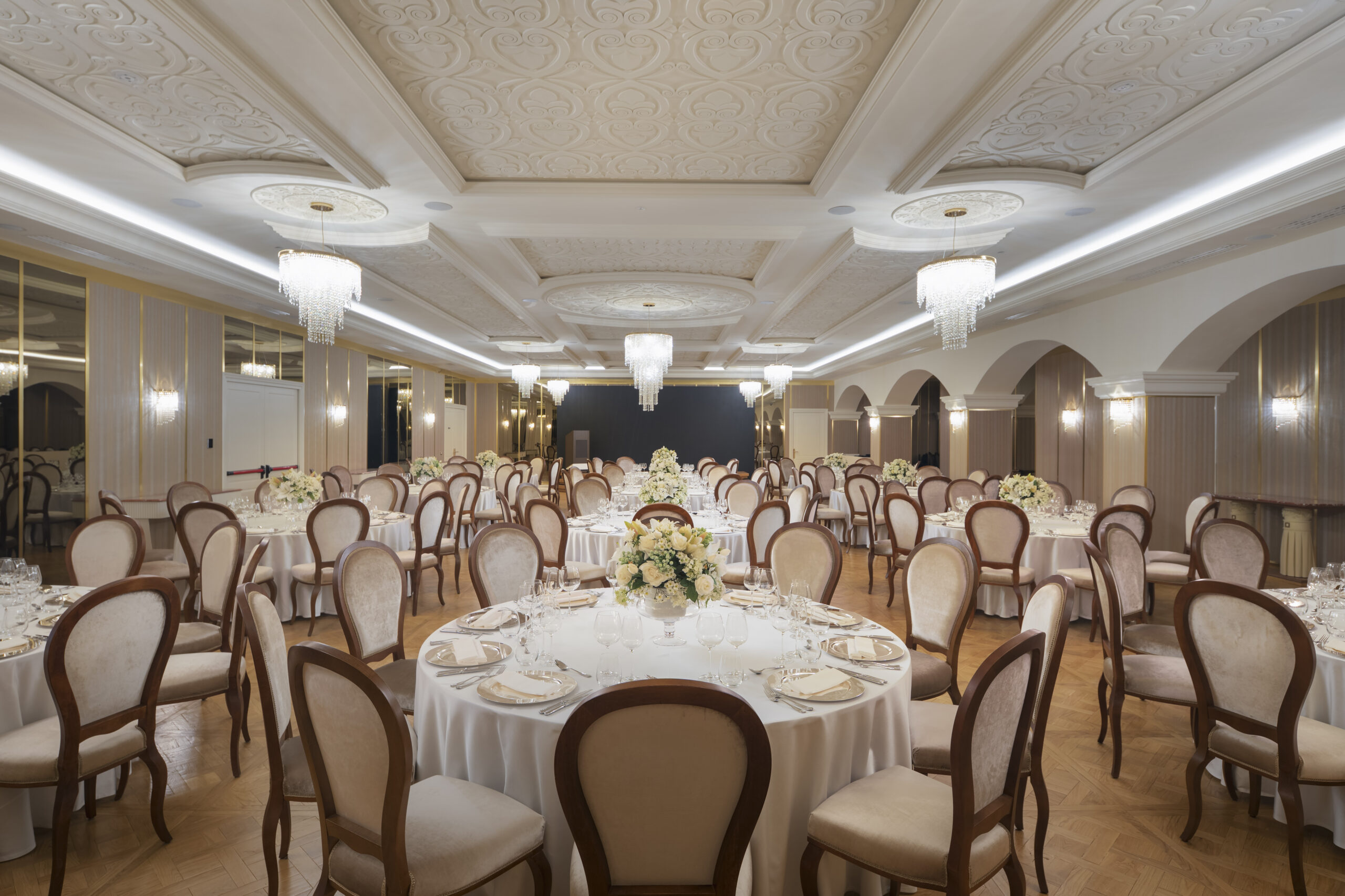 38_Ayan_BallRoom